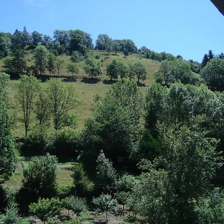 Beausejour 2* شودز آيْج